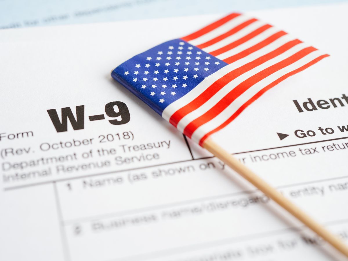 FREE w-9 form 2023,2024,2025 IRS Downloadable